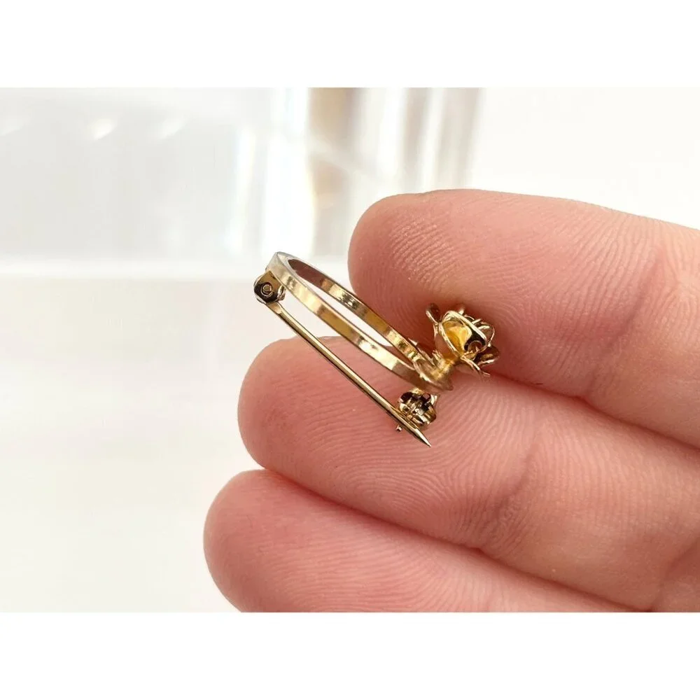 Tiny Gold Toned Rose Shaped Round Vintage Cute Jewelry Brooch | Lapel Pin